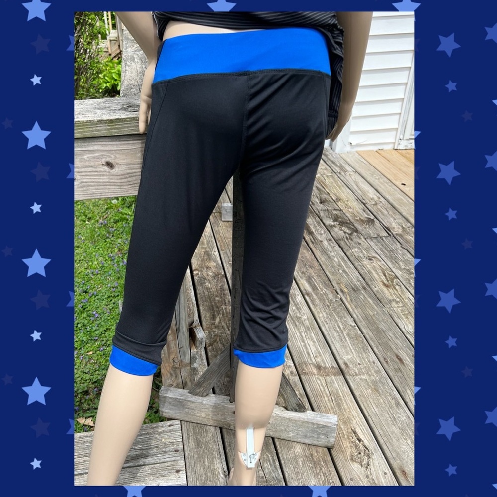 ‘W Sport’ Blue Contrast Fitness Capri SZ XL! NEW!